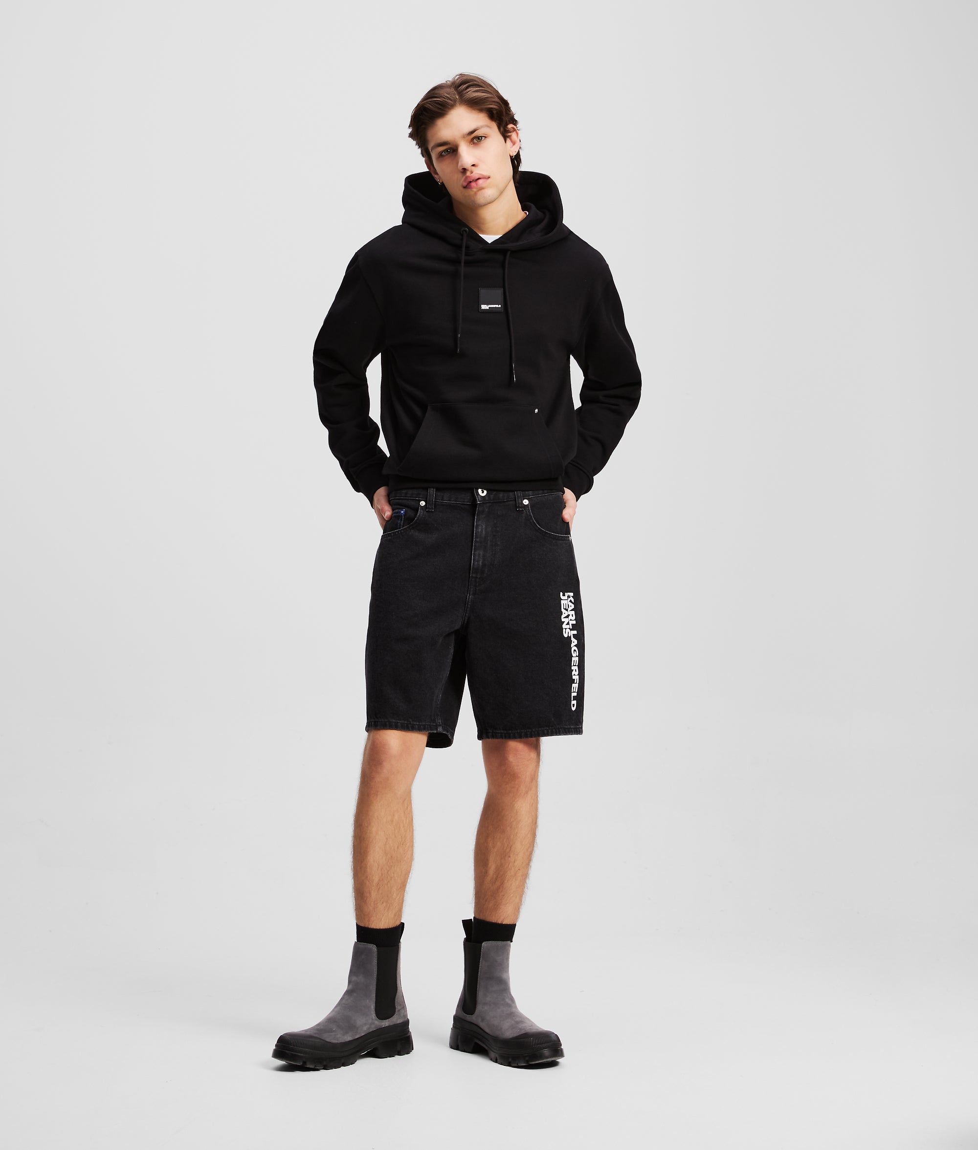 RELAXED DENIM SHORTS