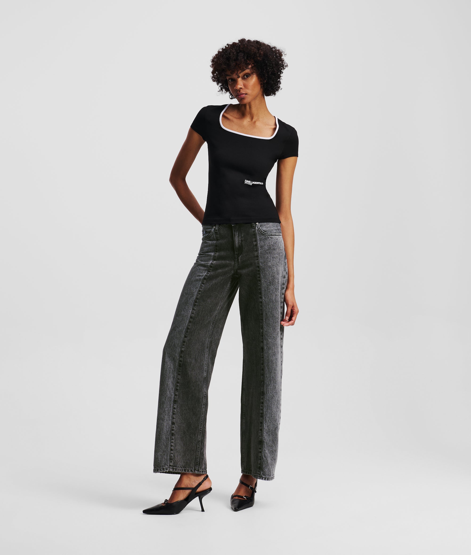 TWO-TONE MID-RISE RELAXED JEANS