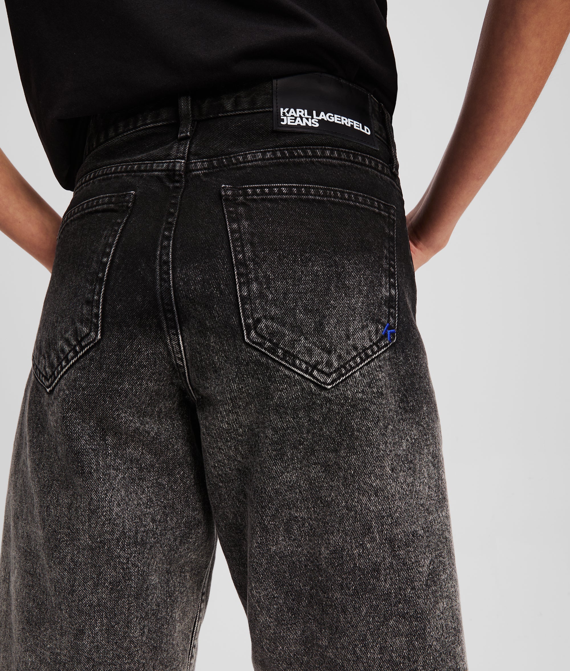 OMBR?? DENIM SHORTS - Image 2