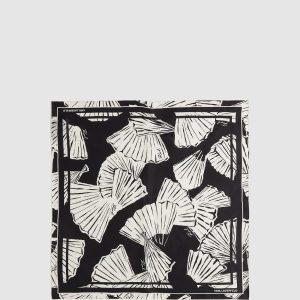 K/Signature small fan scarf